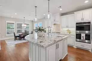 6 Birch Canoe Dr, The Woodlands, TX 77375 - Photo 17