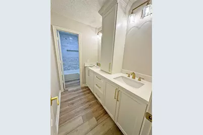 623 Barkaloo Road, Baytown, TX 77521 - Photo 29