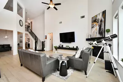 8922 Stanley Oak Drive, Missouri City, TX 77459 - Photo 13