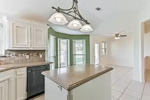 2906 31st Ave N, Texas City, TX 77590 - Photo 15