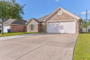 2906 31st Ave N, Texas City, TX 77590 - Photo 3