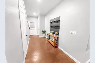 2216 Chenevert Street #4, Houston, TX 77003 - Photo 9