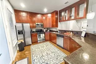 2216 Chenevert St, Houston, TX 77003 - Photo 7