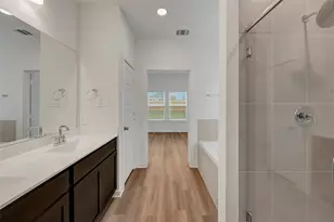 825 Vlg Brk Dr, Willis, TX 77378 - Photo 11