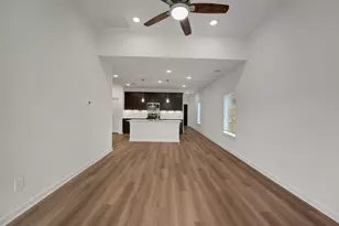 825 Vlg Brk Dr, Willis, TX 77378 - Photo 5