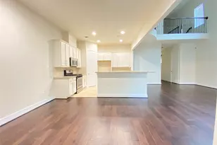 9510 Cedarpost Square St, Houston, TX 77055 - Photo 5