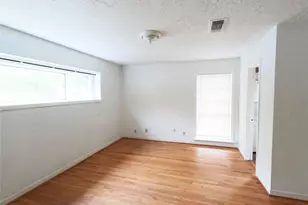 5231 Beechnut St, Houston, TX 77096 - Photo 7