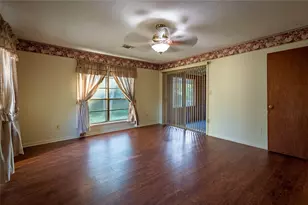 1213 Lakeland Loop, Hilltop Lakes, TX 77871 - Photo 17