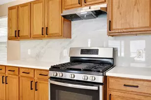 15014 Middle Oaks Blvd, Houston, TX 77082 - Photo 15