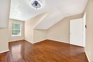 15014 Middle Oaks Blvd, Houston, TX 77082 - Photo 1