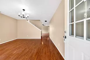 15014 Middle Oaks Blvd, Houston, TX 77082 - Photo 7