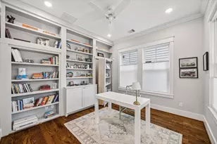 716 E 18th St, Houston, TX 77008 - Photo 7