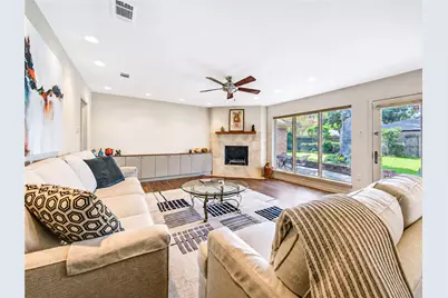 5107 Queensloch, Houston, TX 77096 - Photo 5