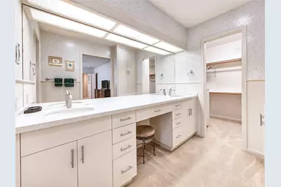 5107 Queensloch, Houston, TX 77096 - Photo 13