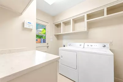 5107 Queensloch, Houston, TX 77096 - Photo 17