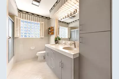 5107 Queensloch, Houston, TX 77096 - Photo 23
