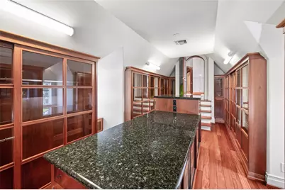 1802 Forest Gate Circle, Sugar Land, TX 77479 - Photo 31