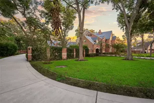 1802 Forest Gate Cir, Sugar Land, TX 77479 - Photo 7