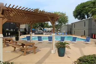 1370 Afton St, Houston, TX 77055 - Photo 7