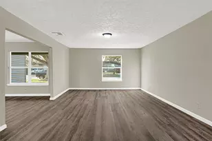 8771 Josie St, Houston, TX 77029 - Photo 13