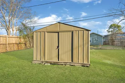 8771 Josie Street, Houston, TX 77029 - Photo 19