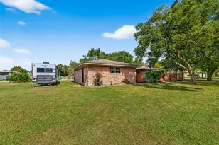 12021 7th 1/2 St, Santa Fe, TX 77510 - Photo 5