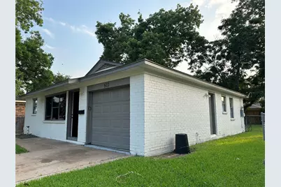 511 Guyer Street, Sugar Land, TX 77498 - Photo 3