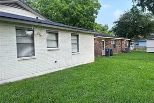 511 Guyer St, Sugar Land, TX 77498 - Photo 35