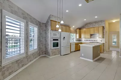 4219 Copper Creek, Baytown, TX 77521 - Photo 5