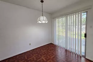 6519 La Violetta Dr, Houston, TX 77083 - Photo 5