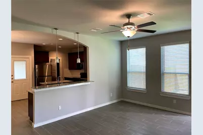 101 Wickersham #B, Conroe, TX 77304 - Photo 3