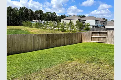 101 Wickersham #B, Conroe, TX 77304 - Photo 15