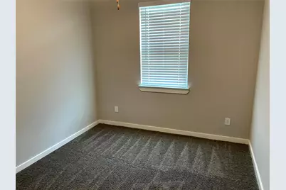 101 Wickersham #B, Conroe, TX 77304 - Photo 9