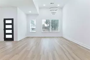 8109 Bigwood St, Houston, TX 77078 - Photo 7