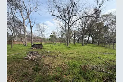 9608 Willow Street, Houston, TX 77088 - Photo 5