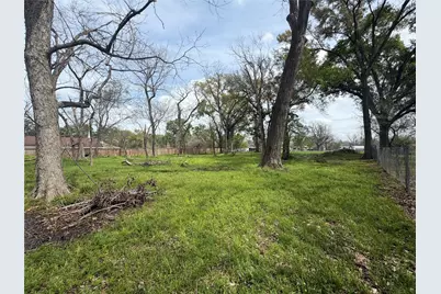 9608 Willow Street, Houston, TX 77088 - Photo 3