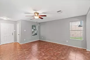 10507 Sutter Glen Ln, Houston, TX 77075 - Photo 3