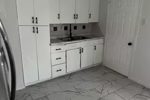 8710 Josie St, Houston, TX 77029 - Photo 11