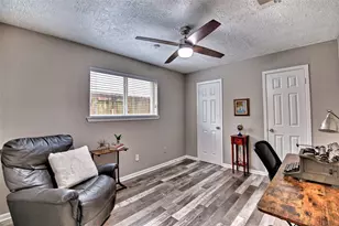 6218 Creekside Ln, League City, TX 77573 - Photo 9