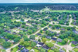 6218 Creekside Ln, League City, TX 77573 - Photo 19