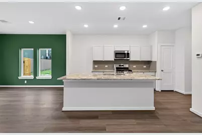 9115 Highland Northern Way, Houston, TX 77088 - Photo 11