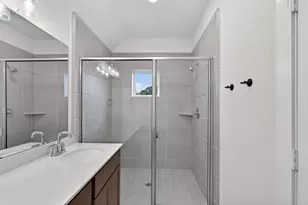 9115 Highland Northern Wy, Houston, TX 77088 - Photo 25