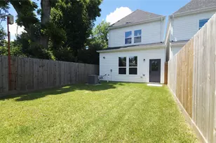 765 Enterprise St, Houston, TX 77088 - Photo 19