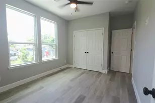 765 Enterprise St, Houston, TX 77088 - Photo 9