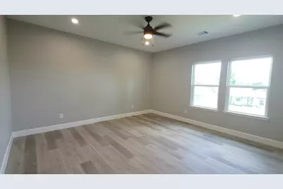765 Enterprise Street #E, Houston, TX 77088 - Photo 13