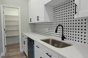 765 Enterprise St, Houston, TX 77088 - Photo 3