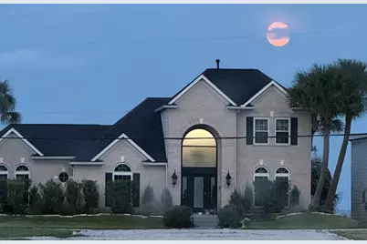 10770 Tri City Beach Rd, Beach City, TX 77523 - Photo 23