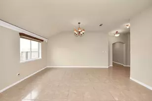 23127 N Waterlake Dr, Richmond, TX 77406 - Photo 5