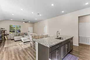 802 Lovebug Ln, Conroe, TX 77301 - Photo 17