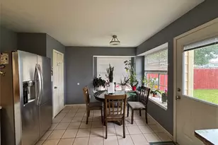 14654 W Bend Dr, Houston, TX 77082 - Photo 17